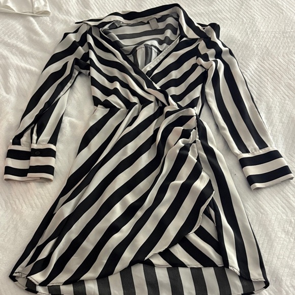 H&M Dresses & Skirts - H&M Asymmetrical Black and White Striped Dress